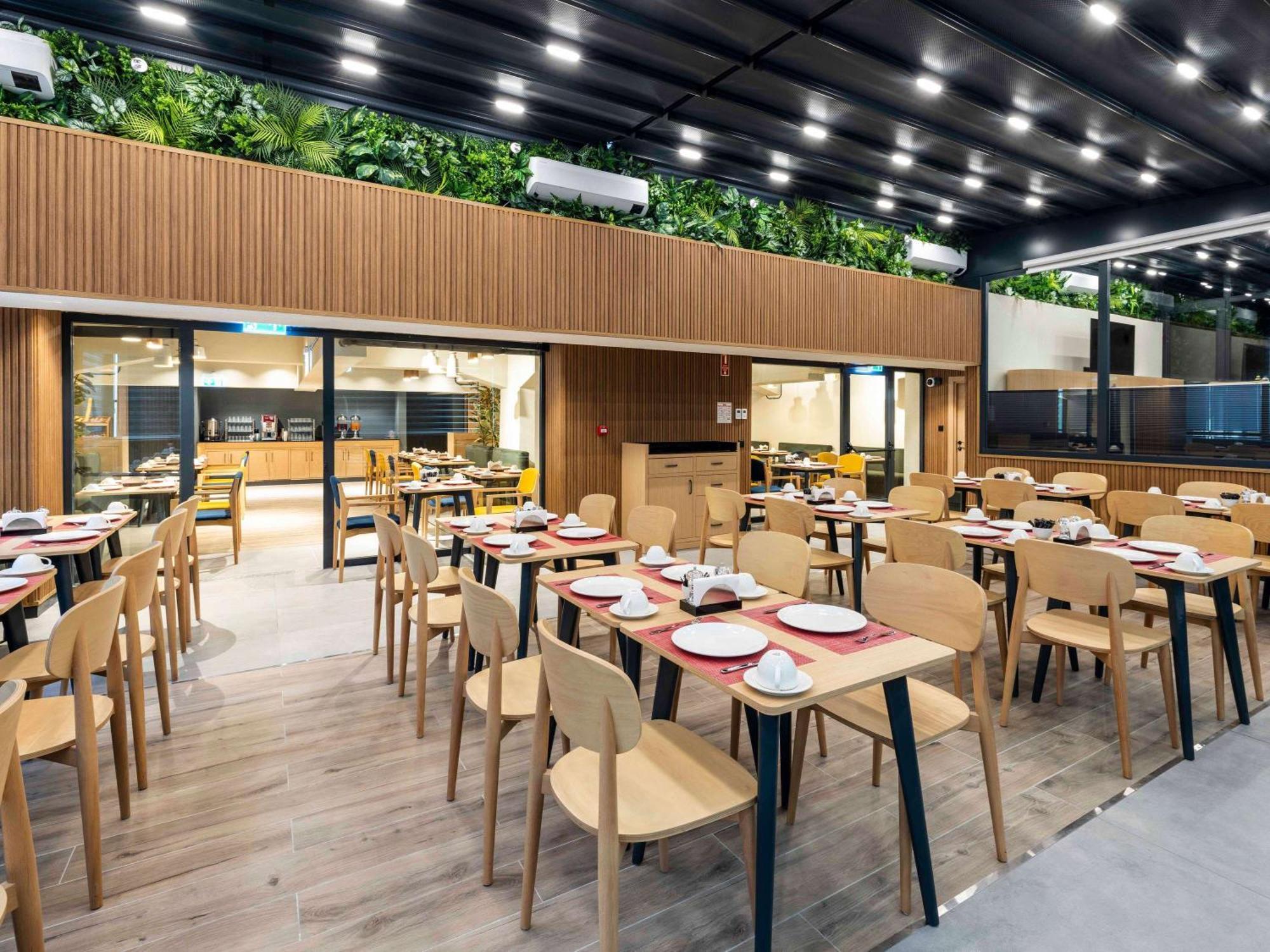 Hotel Ibis Istanbul Sisli Exteriér fotografie